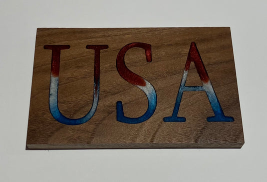 Walnut wood USA magnet.